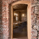 Vstup do kavárny z průjezdu. Foto: Radek Úlehla