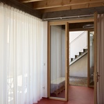 Průhled z jógového studia. Foto: Radek Úlehla