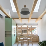 Centrální místnost bytu v patře. Foto: Radek Úlehla