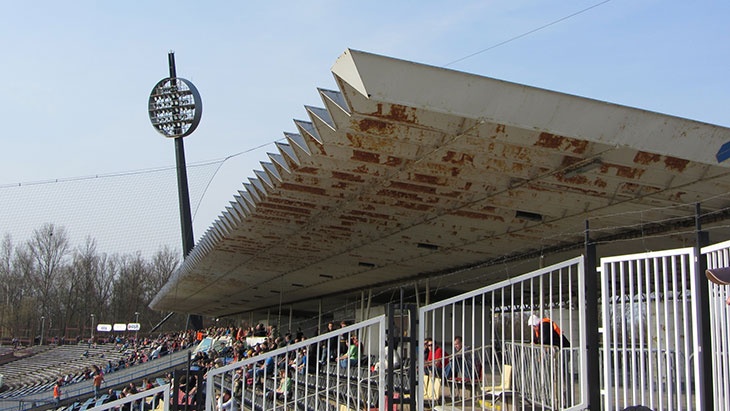 Hradec má studii na stadion, lízátka mají zůstat