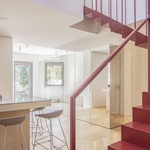 Dům z padesátých let dostal moderní interiér. Panuje zde krása původních cihel a letitého dřeva. Foto: Ing. arch. Marián Gombarček, DENDRIT Dům z padesátých let dostal moderní interiér. Panuje zde krása původních cihel a letitého dřeva. Foto: Ing. arch. Marián Gombarček, DENDRIT