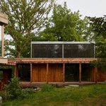 Pohled jihovýchodní na původní i novou část. Foto: Radek Úlehla