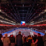 Reálný pohled z hlediště. Foto: Fabrice Fouillet, Lukáš Kenji Vrábel, Pavel Barták, Skyworker Reálný pohled z hlediště. Foto: Fabrice Fouillet, Lukáš Kenji Vrábel, Pavel Barták, Skyworker