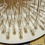 Vánoční stromek, který v zimních zahradách narostl do krásy. Zdroj: Studio Roso