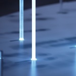 Minimalistická a přesto WOW vánoční instalace z Japonska. Foto: Daisuke Ohki