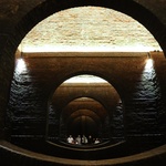 Rekonstrukce historického vodárenského areálu bývalých městských vodojemů Žlutý kopec v Brně. Zdroj: David Prudík architekti, Z cesty poroty CCA. Foto: Ondřej Besperát