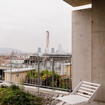 Bytový projekt jako nekompromisní akční tvrďák. Drsný Harry má ale srdce na správném místě. Foto: Daisuke Hirabayashi Bytový projekt jako nekompromisní akční tvrďák. Drsný Harry má ale srdce na správném místě. Foto: Daisuke Hirabayashi