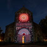 Vánoční výzdoba v Třebíči. Zdroj: Signal Festival a Galerie hlavního města Prahy (GHMP) Vánoční výzdoba v Třebíči. Zdroj: Signal Festival a Galerie hlavního města Prahy (GHMP)