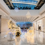 Vánoční výzdoba obchodních center. Zdroj: společnost Decoled Vánoční výzdoba obchodních center. Zdroj: společnost Decoled