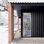 Dům pod topoly ukazuje slovinský model bydlení, které mohlo konkurovat panelákům. Foto: Tomaz Gregorič