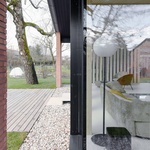 Dům pod topoly ukazuje slovinský model bydlení, které mohlo konkurovat panelákům. Foto: Tomaz Gregorič