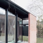 Dům pod topoly ukazuje slovinský model bydlení, které mohlo konkurovat panelákům. Foto: Tomaz Gregorič