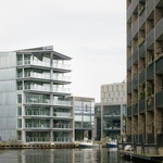 Život v přístavu a maják nejen pro klokany. Amsterodamská Tolhuiskade je obdivuhodnou stavbou. Foto: Stijn Bollaert