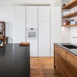 Kuchyně a jídelna 1.NP. Foto: Petr Polák