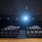 Kinosál 1.NP. Foto: BoysPlayNice