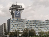 Věž bývalého Telecomu. Zdroj: Ústav dějin umění AV ČR a&nbsp;Wikipedia/Dezidor