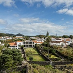 Život v kostce. Casa Rocha se vymyká konvencím. Je to špatně? Foto: Ivo Tavares Studio