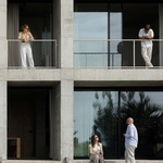 Život v kostce. Casa Rocha se vymyká konvencím. Je to špatně? Foto: Ivo Tavares Studio