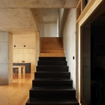 Život v kostce. Casa Rocha se vymyká konvencím. Je to špatně? Foto: Ivo Tavares Studio