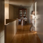 Život v kostce. Casa Rocha se vymyká konvencím. Je to špatně? Foto: Ivo Tavares Studio