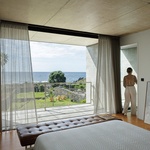 Život v kostce. Casa Rocha se vymyká konvencím. Je to špatně? Foto: Ivo Tavares Studio