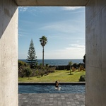 Život v kostce. Casa Rocha se vymyká konvencím. Je to špatně? Foto: Ivo Tavares Studio