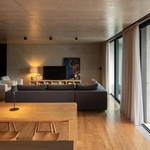 Život v kostce. Casa Rocha se vymyká konvencím. Je to špatně? Foto: Ivo Tavares Studio