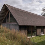 V roce 2018, kdy dům Vejrhøj poprvé navštívili Jan Henrik Jansen Arkitekter a Studio Marshall Blecher, byl již v chátrajícím stavu.  Foto: Andrea Agatzke