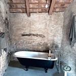 K neuvěření. Dům bez konce je lekcí v umění pomalé rekonstrukce. Foto: Janez Martini