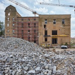 Průběh rekonstrukce a konverze. Zdroj: Studio mar.s architects