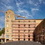 Průběh rekonstrukce a konverze. Zdroj: Studio mar.s architects