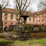 Invalidovna, nádvoří. Zdroj: Národní památkový ústav (NPÚ)