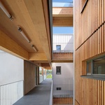 Komunikace v patře. Foto: BoysPlayNice Komunikace v patře. Foto: BoysPlayNice