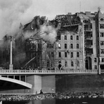 Tančící dům, historie. Foto: PSN a Galerie Tančící dům