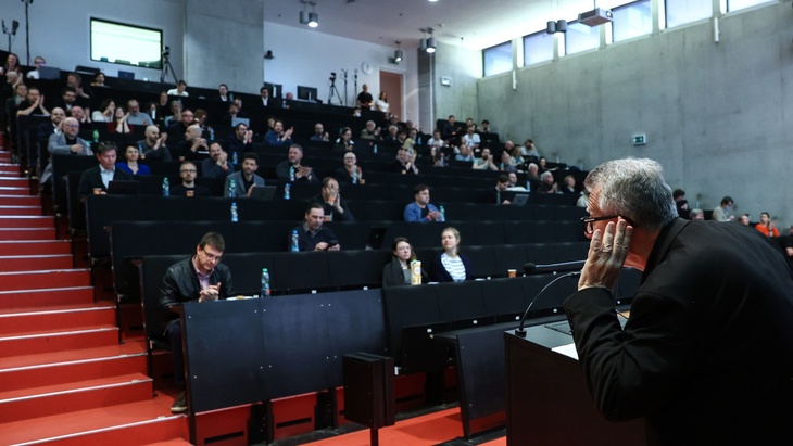 Nové vedení České komory architektů, v&nbsp;čele pokračuje Jan Kasl