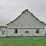 Projekt The Inverted Farm, převrácené farmy, pracuje s archetypem tradiční venkovské usedlosti, kterou však „obrací naruby“. A to jak dispozičně, tak významově. Foto: Willem Pab