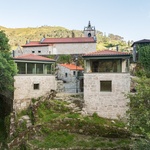 Studio Oitoo bylo pozváno k vypracování návrhu na rekonstrukci a rozšíření dvou žulových ruin, nacházejících se ve vesničce Sistelo. Foto: Attilio Fiumarella Studio Oitoo bylo pozváno k vypracování návrhu na rekonstrukci a rozšíření dvou žulových ruin, nacházejících se ve vesničce Sistelo. Foto: Attilio Fiumarella