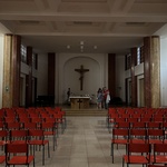 Původní kaple dnes slouží jako aula pro společenské události. Foto: Ing. arch. Josef Matyska Původní kaple dnes slouží jako aula pro společenské události. Foto: Ing. arch. Josef Matyska