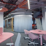 Jednací místnost, pracovní místa. Foto: Studio Flusser Jednací místnost, pracovní místa. Foto: Studio Flusser