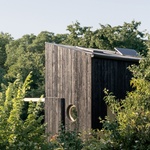 Zahradní pavilon – Boční pohled. Foto: Alex Shoots Buildings Zahradní pavilon – Boční pohled. Foto: Alex Shoots Buildings