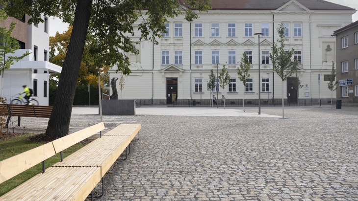 Rekonstrukce Komenského náměstí v Dobříši, Pavel Nasadil, Finalisté ceny Architekt roku 2026. Foto: ABF Rekonstrukce Komenského náměstí v Dobříši, Pavel Nasadil, Finalisté ceny Architekt roku 2026. Foto: ABF