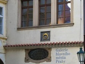 Dům U&nbsp;Zlatého prstenu, Galerie hlavního města Prahy. Zdroj: Mezinárodní kancelář města Vídně v&nbsp;Praze