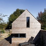 Od kejdy k růžím a knihám. Neuvěřitelná proměna starého dvora. Foto: MW Architects Od kejdy k růžím a knihám. Neuvěřitelná proměna starého dvora. Foto: MW Architects