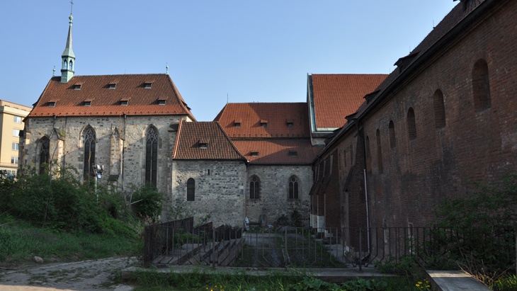 Lokalitu u Anežského kláštera lze zastavět i citlivě, dokázaly práce studentů