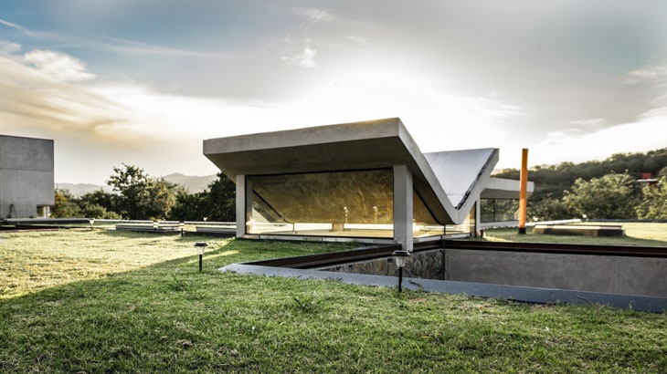 Foto: Arq. Gonzalo Viramonte Luxusní dům v prudkém svahu