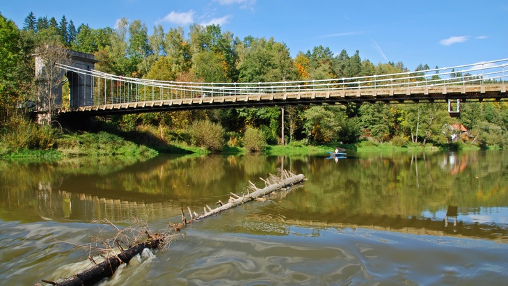 Most, který se stěhoval z Vltavy na Lužnici