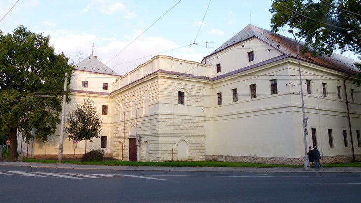 Hradec chce z kasáren polyfunkční centrum, možný je i prodej