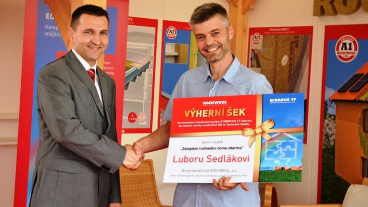 Vítěz soutěže ZATEPLENÍ RODINNÉHO DOMU ZDARMA plánuje zateplit již v srpnu Vítěz soutěže ZATEPLENÍ RODINNÉHO DOMU ZDARMA plánuje zateplit již v srpnu
