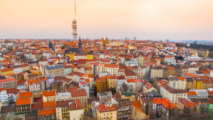 pyty - fotolia.com Je výhodnější si koupit starý byt a rekonstruovat, nebo rovnou sáhnout po novém?