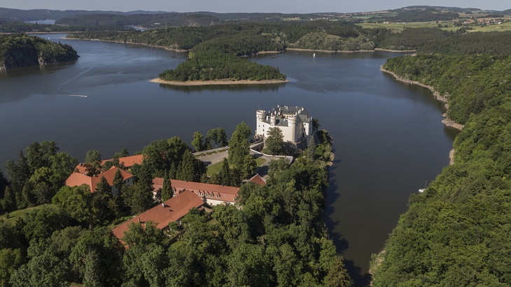 Hrad a nádrž Orlík